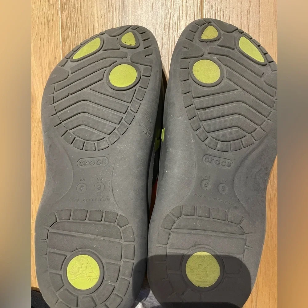 *free with purchase** Crocs slide sandals green and gray mens 6 womans 8